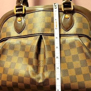 Gently used Louis Vuitton purse